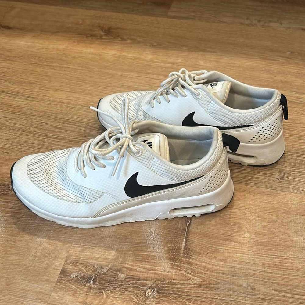 Women’s Nike air max Thea sneakers